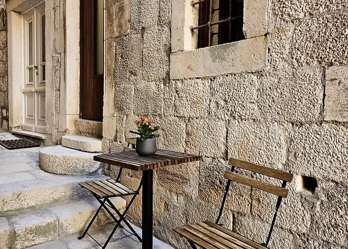 House Kucija Old Town