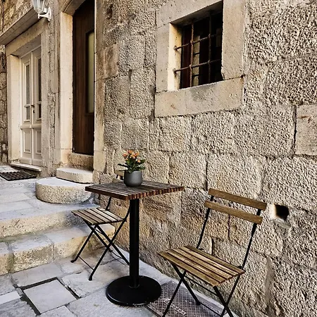 House Kucija Old Town