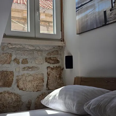 House Kucija Old Town Apartman